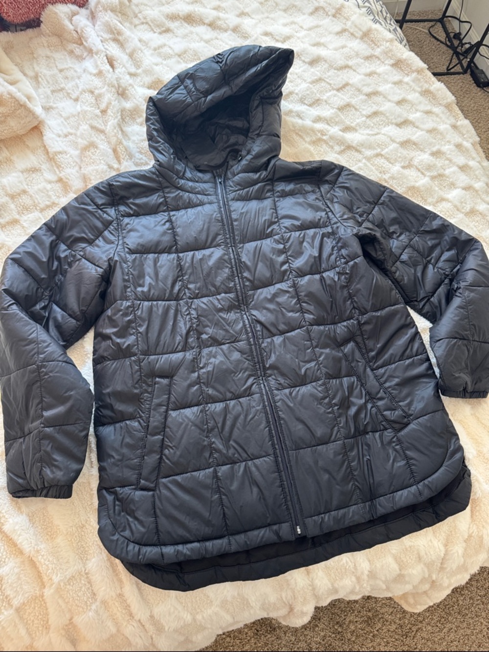 Gap Recycled black puffer jacket in size medium. Like new